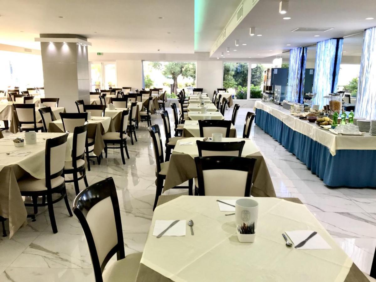 Hotel Blu 포르토 세자레오 외부 사진